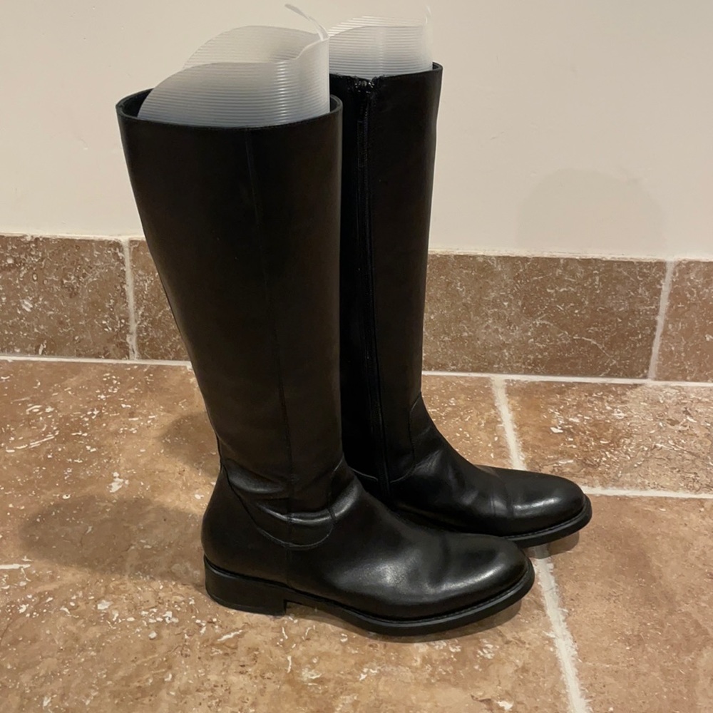 Women’s Leather Riding Boots
